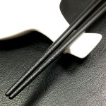 画像7: 【名入れ 箸 】日本製 夫婦箸 桐箱とラメ入りお箸に彫刻して世界にひとつの贈り物製作します ラインストーン付き 結婚祝い お誕生日 記念日 母の日 クリスマス ホワイトデー おしゃれ ペアセット (7)